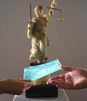 Divorcio, Alimentos, visitas, cambios de nombre, apellidos, arrendamientos abogados especialistas